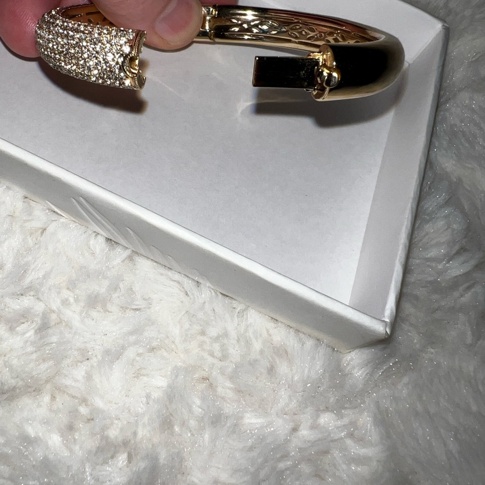 Bracelet - Picture 6 of 8